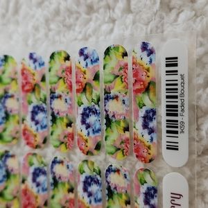 Jamberry nail wraps, Faded Bouquet, full sheet floral blue green pink so pretty!